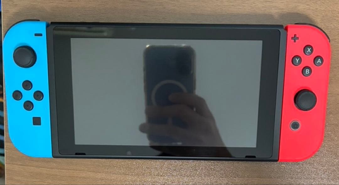 2025年10月購入　Nintendo Switch 本体 箱付き