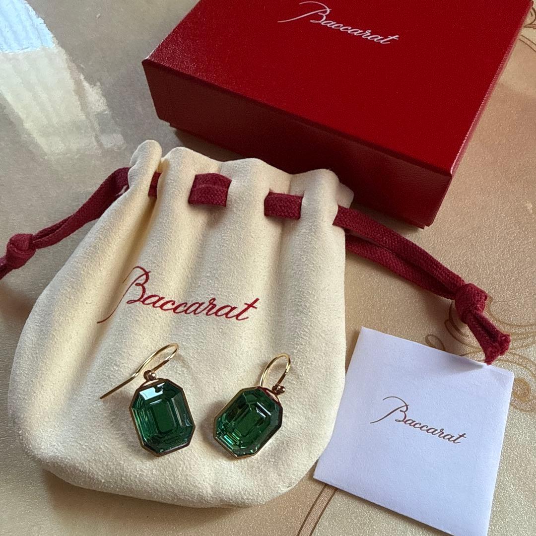 Baccarat ピアス 新品 未使用 バカラ アルクール スカラベグリーン