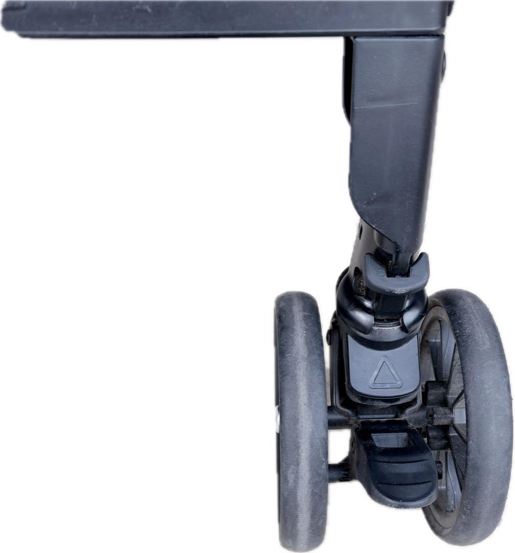 良品　Combi メチャカルハンディオート4キャスミッキーモデル　ネイビー