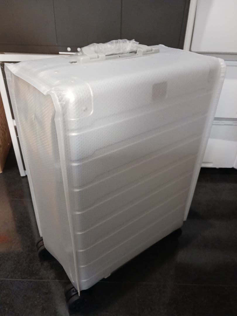 キャリーケース　非売品　未使用品 ZRP-ZX | Carry-On 32L 80531 – ZERO HALLIBURTON