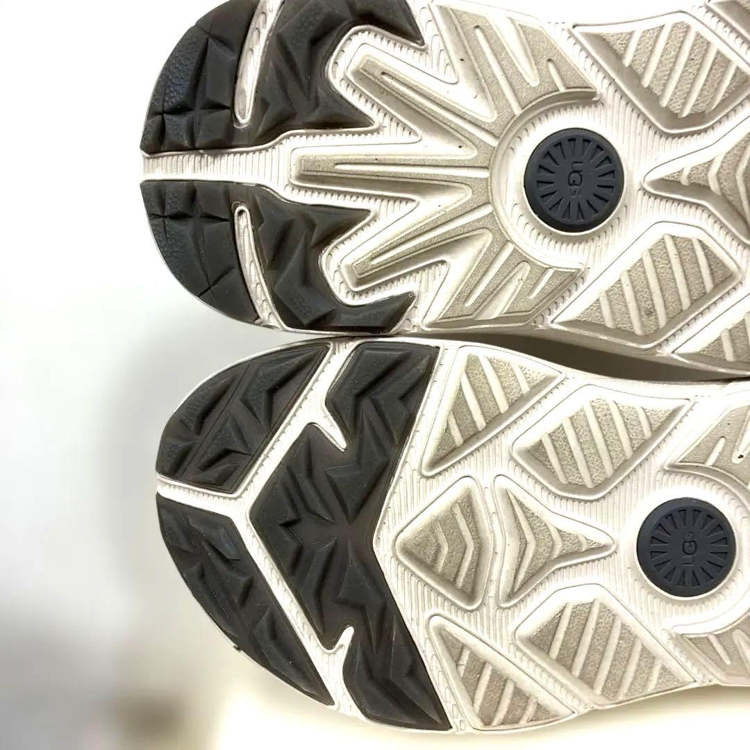 ASKIM 様　極美品⭐️UGG グレー /ベージュ 厚底スニーカー23.5cm