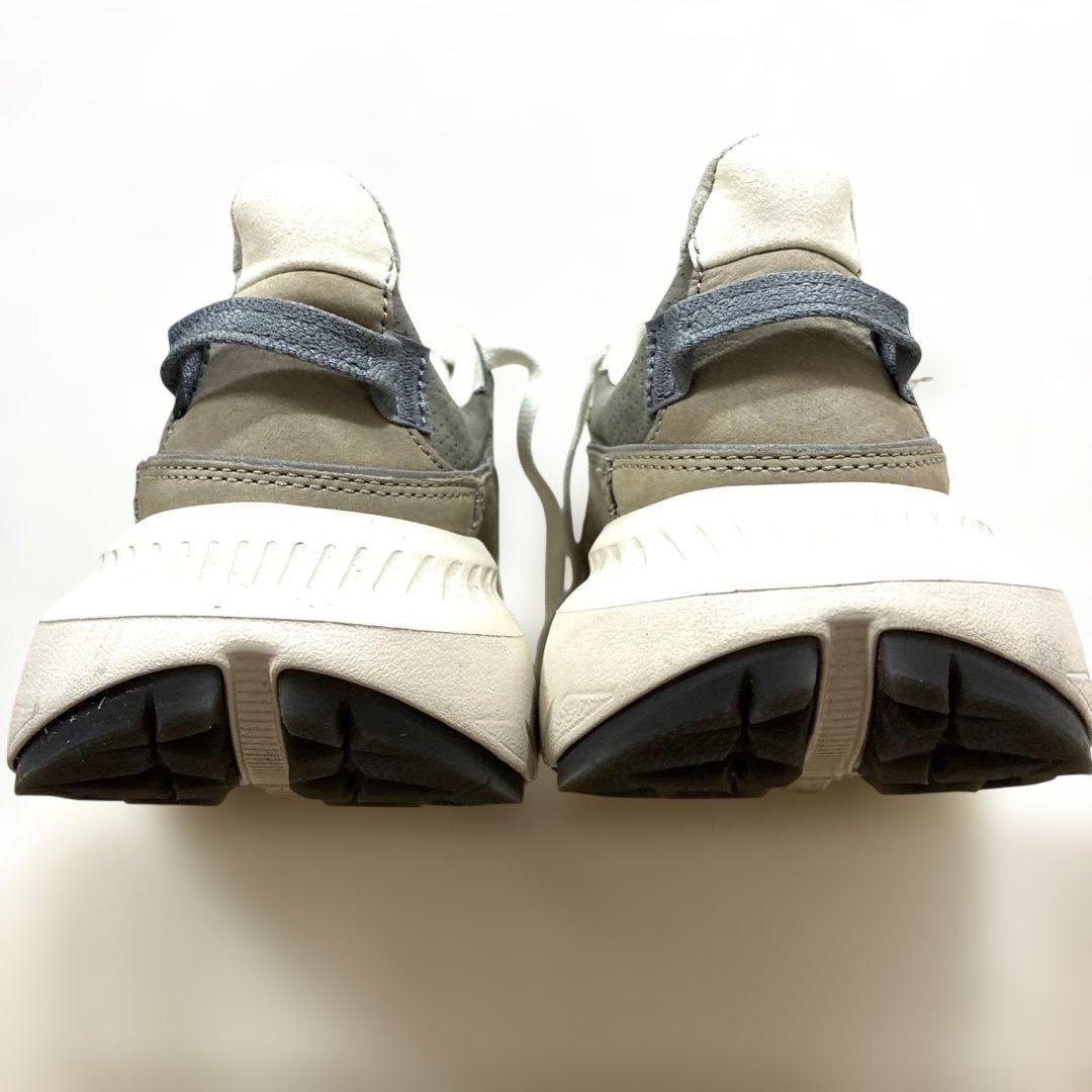 ASKIM 様　極美品⭐️UGG グレー /ベージュ 厚底スニーカー23.5cm