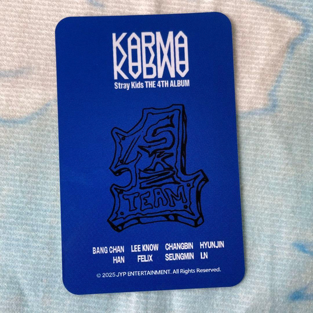 StrayKids バンチャン韓国 KARMA POPUP ユニフォーム トレカ - メルカリ