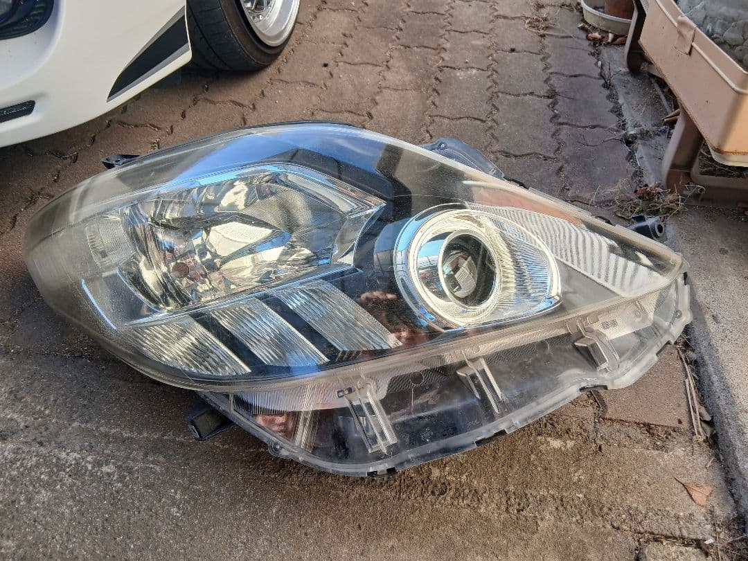 アルファード20後期　 ヘッドライト