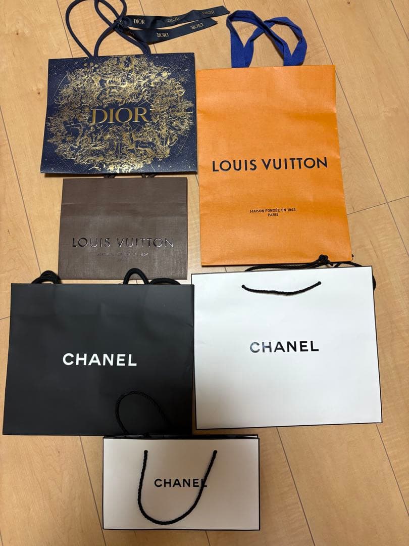 DIOR LouisVuitton CHANEL ショッパーセット - メルカリ