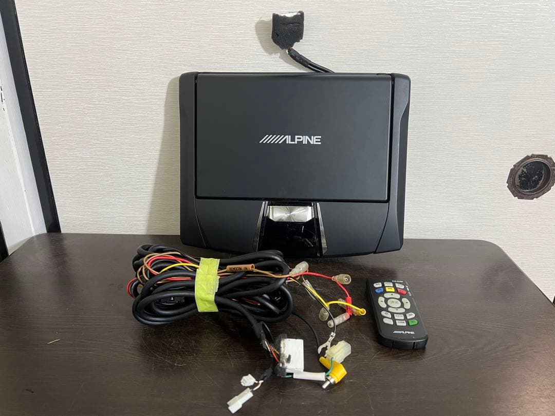 アルパイン フリップダウンモニター10.1インチ RSH10XS-L-B