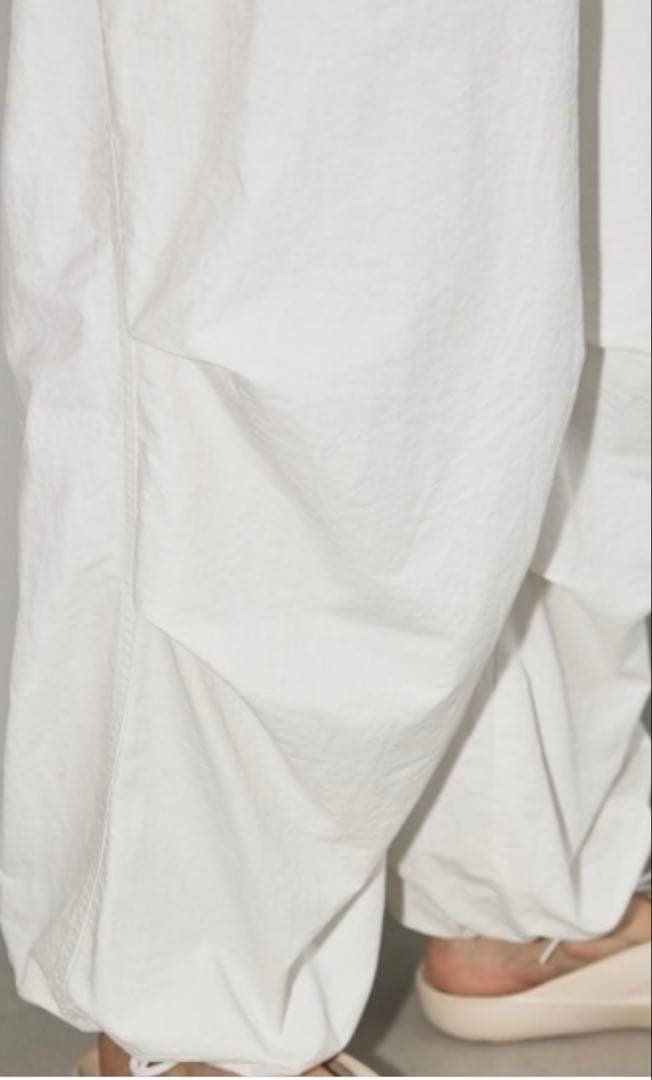 週末限定お値下げ todayful ボーイフレンドナイロンパンツ 38