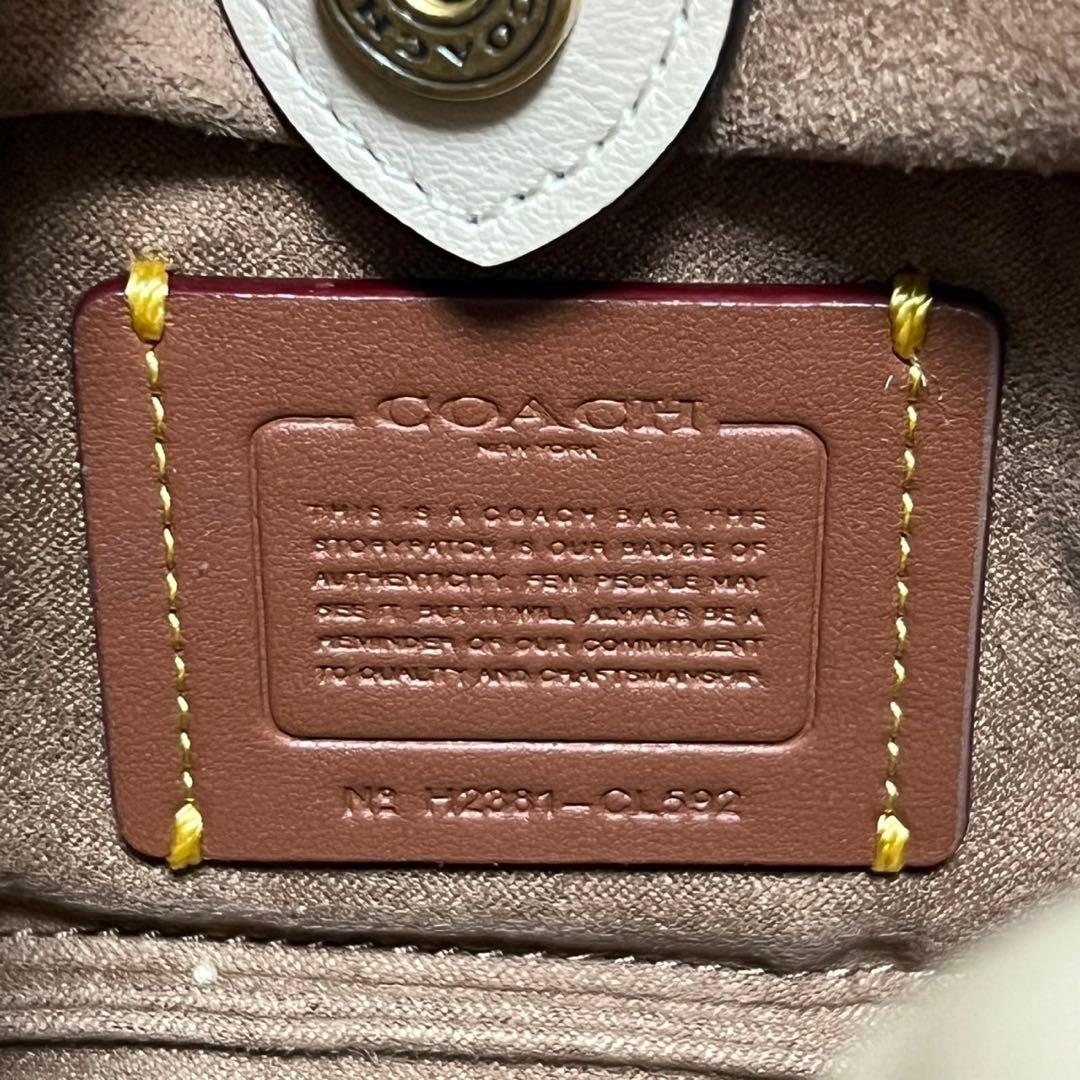 【極美品】コーチ　ミニピロートートバッグ　2way ショルダーバッグ　アイボリー