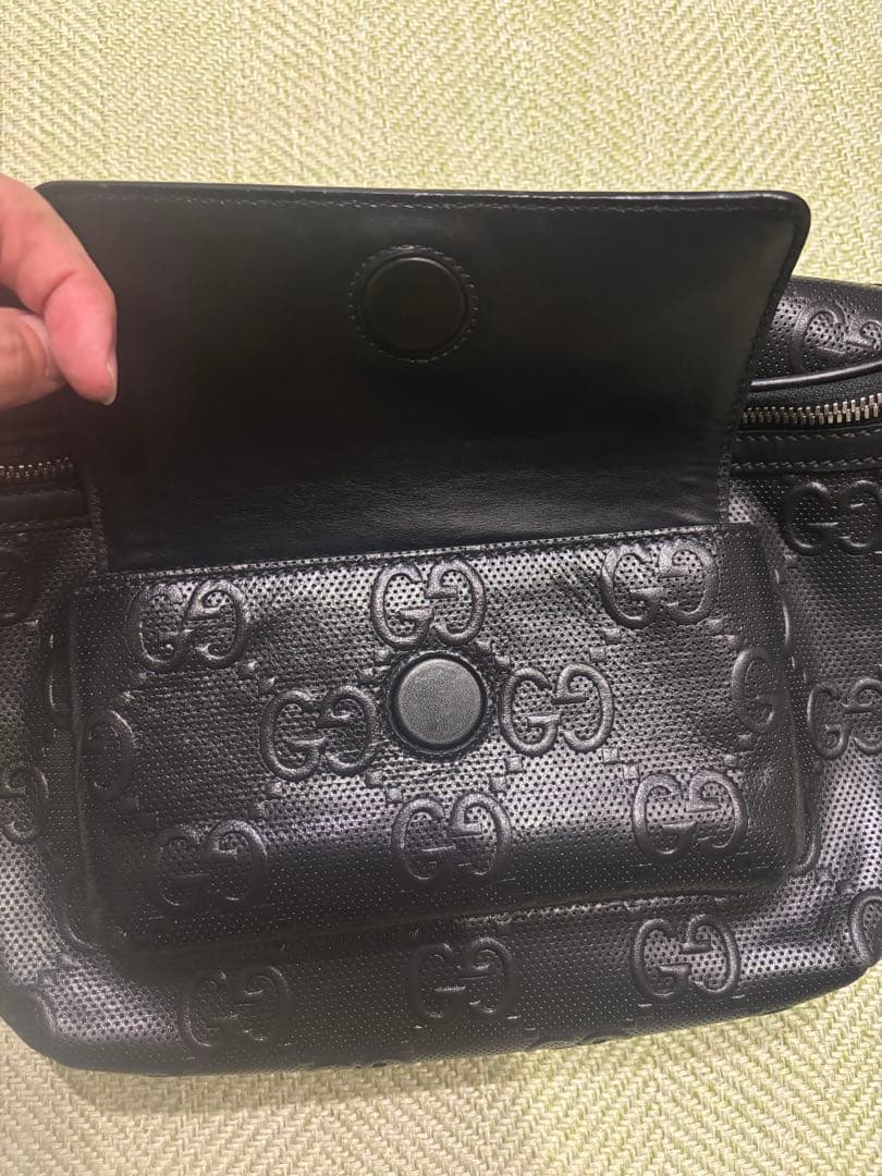 (めりかり)GUCCI グッチ GGエンボス レザー ベルトバッグ