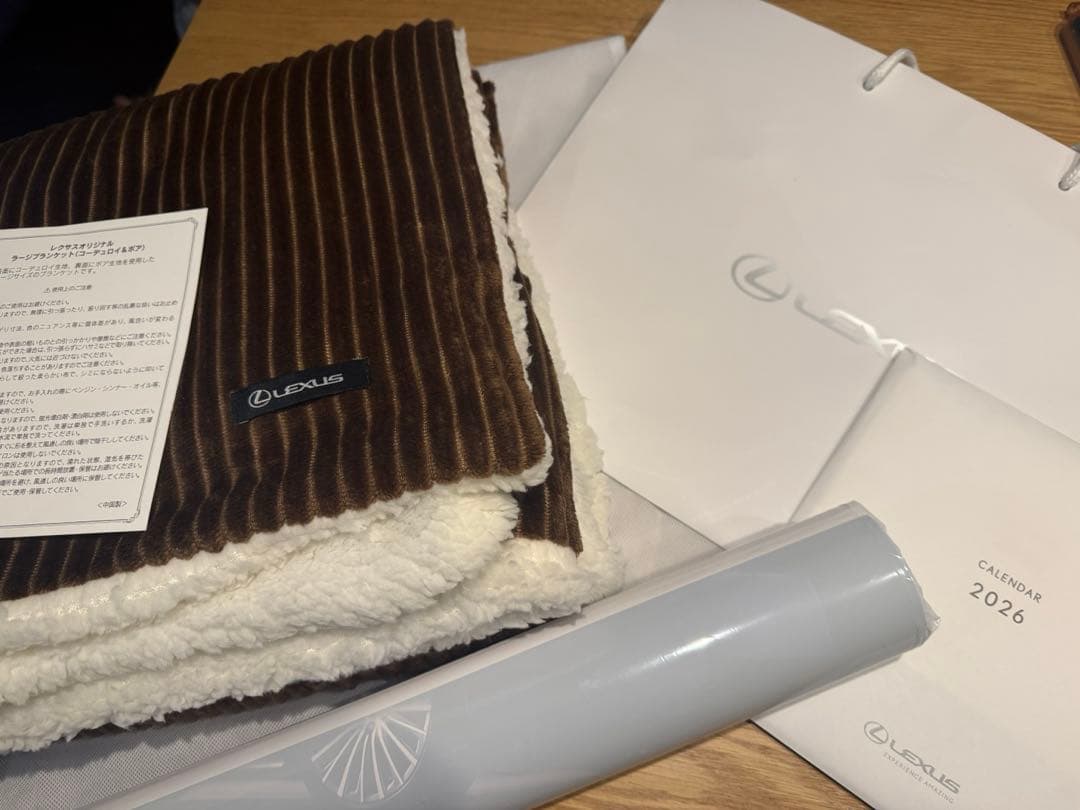【新品・未使用】LEXUS2026 カレンダー&ブランケット 新品未使用】レクサス LEXUS 2026カレンダー 壁掛カレンダー卓上