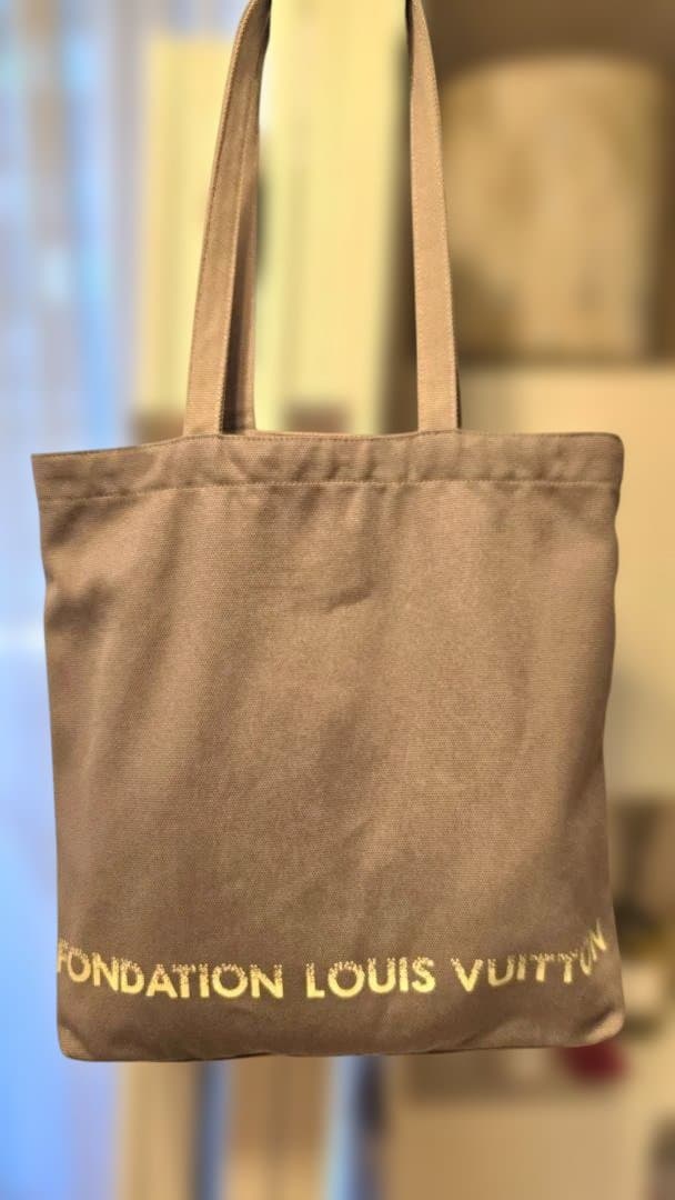LOUIS VUITTON Fondation エコバッグ グレー - メルカリ