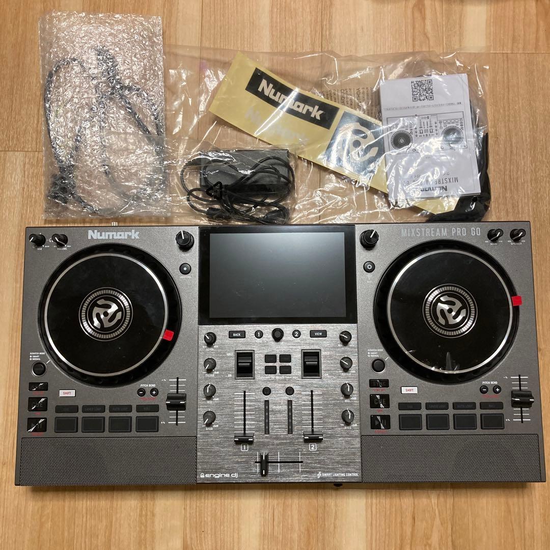 美品　Numark Mixstream Pro Go DJコントローラー Mixstream Pro Go | Numark