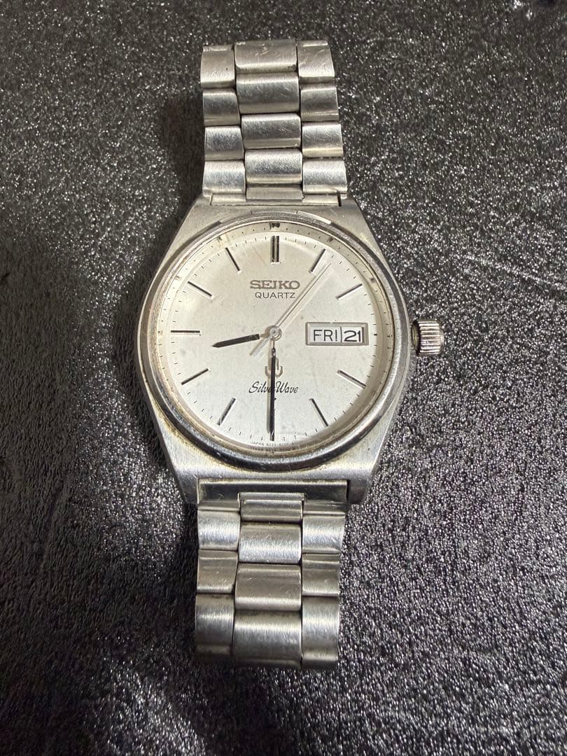 希少/不動品】SEIKO シルバーウェーブ 8229-8000 梨地文字盤 - メルカリ