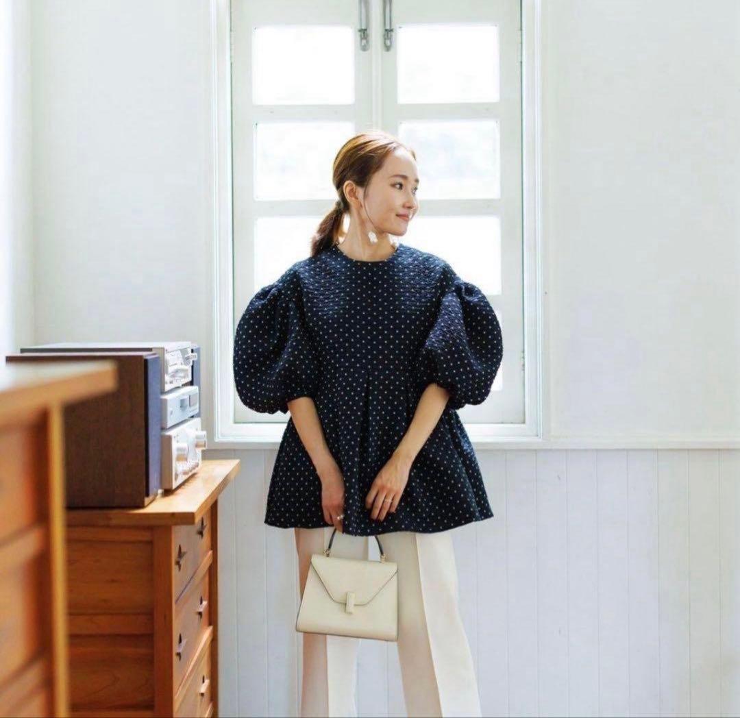 美品 BLUELEA Dot jacquard blouse ブラウス ドット - メルカリ