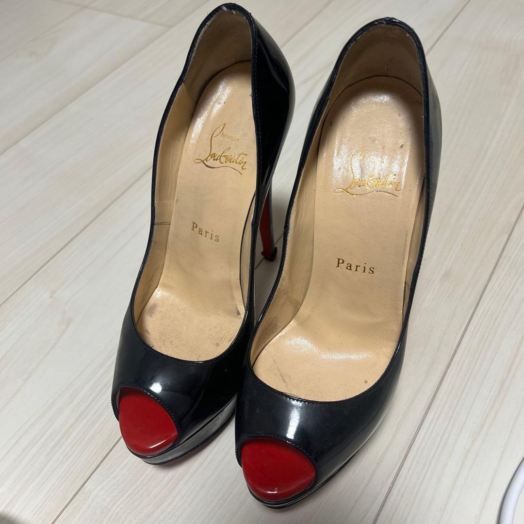 Christian Louboutin ハイヒール 黒/赤 オープントゥ - メルカリ