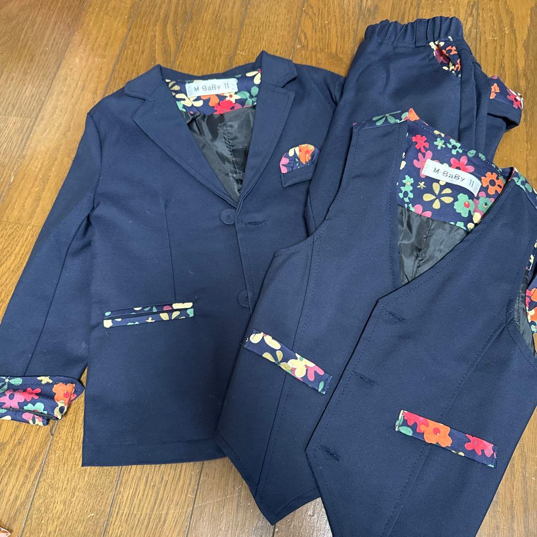 ネイビー フラワー柄 裏地 スーツセット - メルカリ