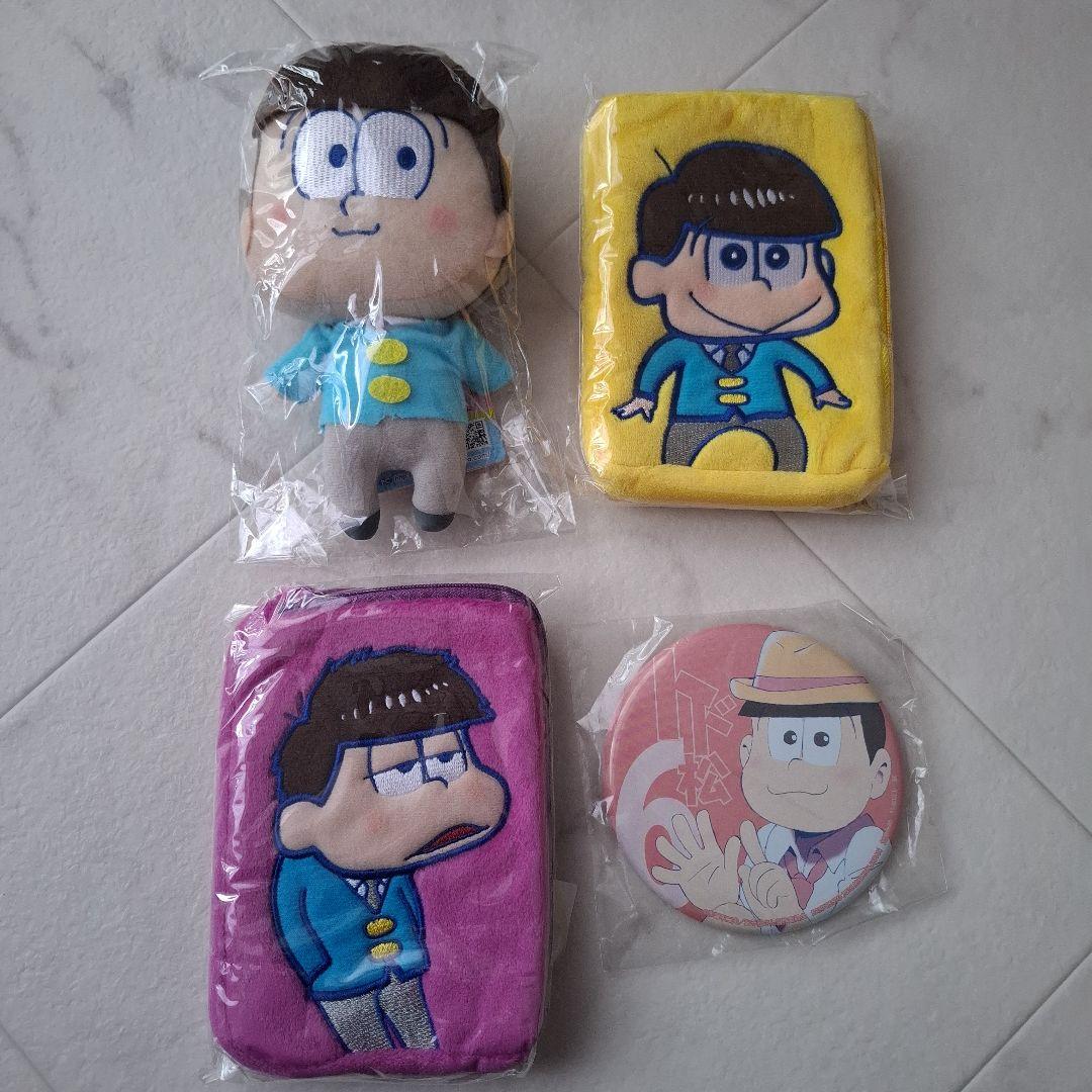 ☆新品未開封品☆ おそ松さん まとめ売り ぬいぐるみ ポーチ 缶バッジ