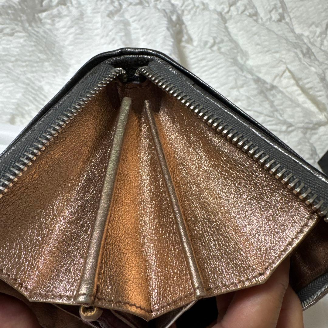 美品！【DOLCE&GABBANA】 フリル長財布