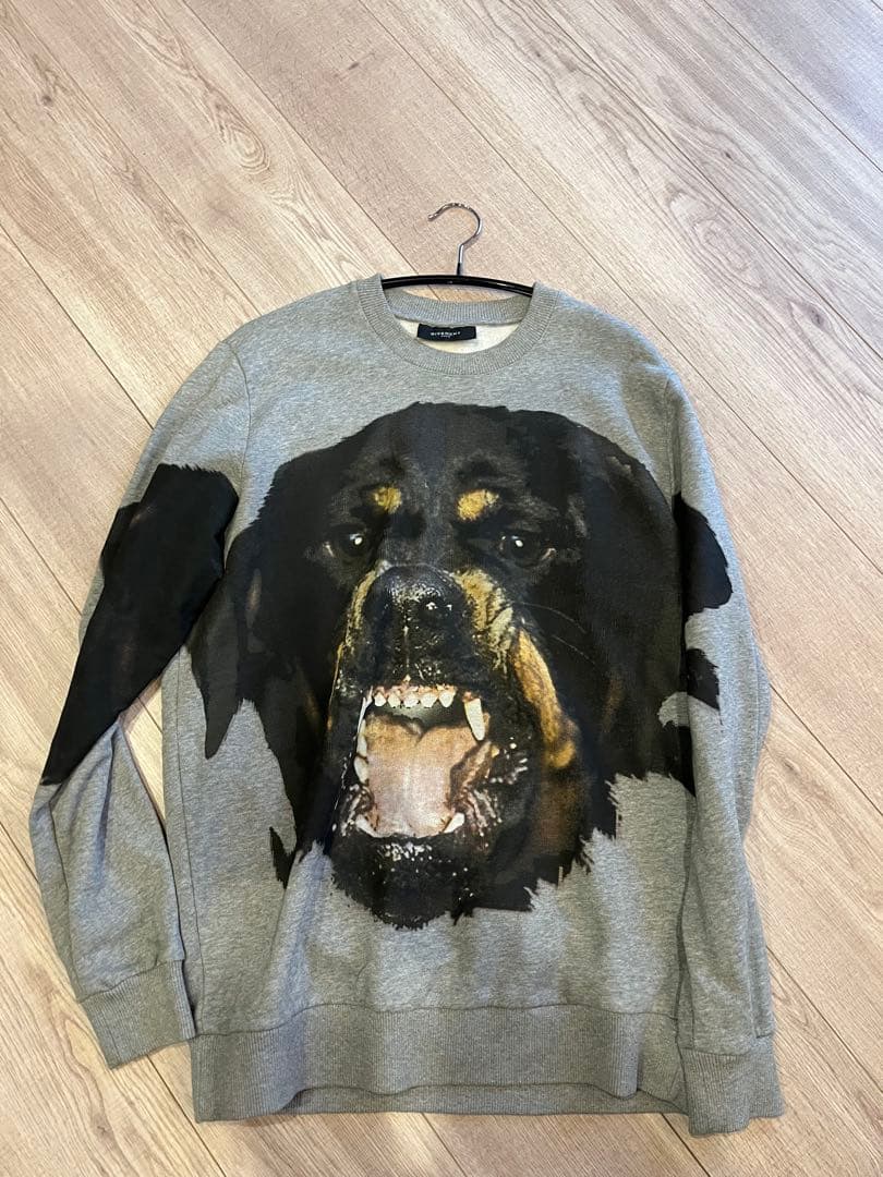 GIVENCHY ジバンシィRottweiler ロットワイラー 犬 スウェット - メルカリ
