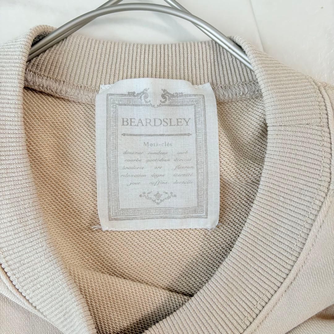 《ビアズリー》24AW BA刺繍入りドルマントレーナー　サイドジップ