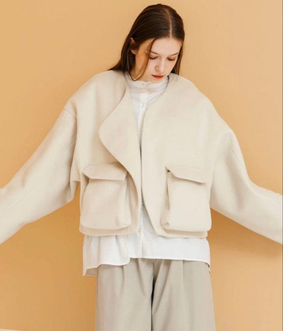 UNOF REFINED POCKET DETAIL COAT