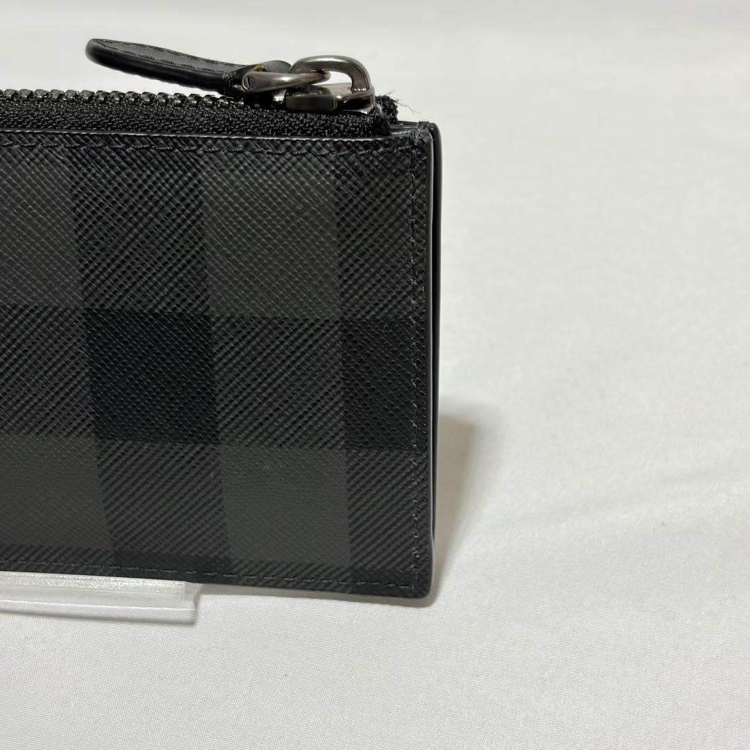 美品 バーバリー フラグメントケース ノバチェック - メルカリ