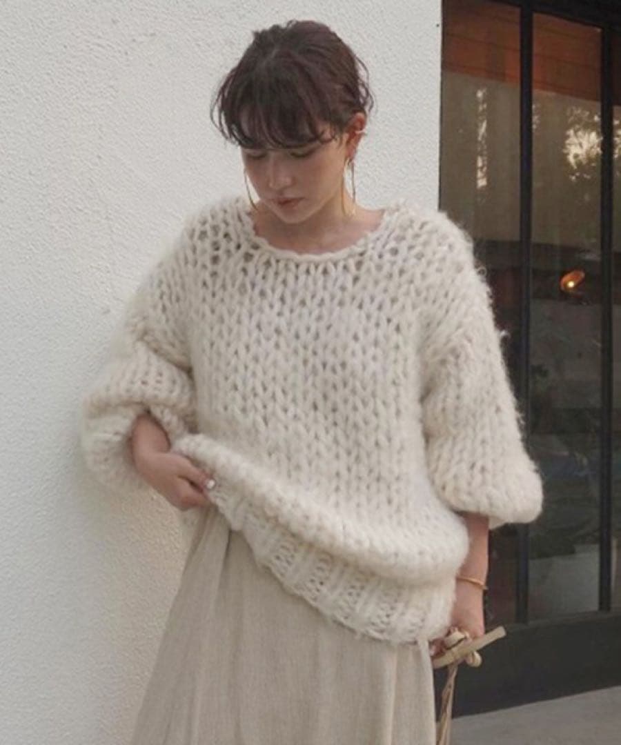 ETRE TOKYO〉エトレトウキョウ ざっくりボリュームニット - メルカリ