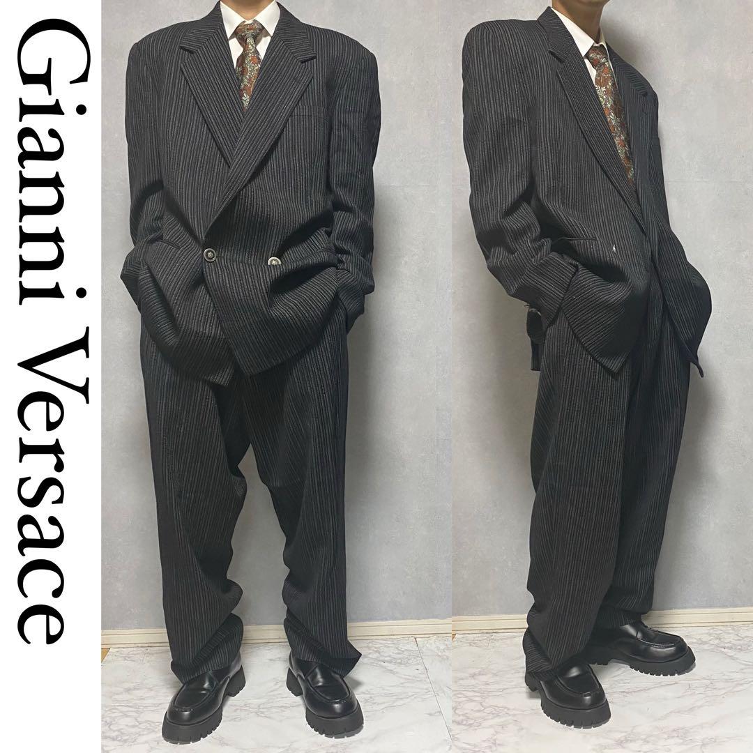 希少デザイン 美品】ヴェルサーチ 裏地総柄 装飾ボタン ダブル スーツ