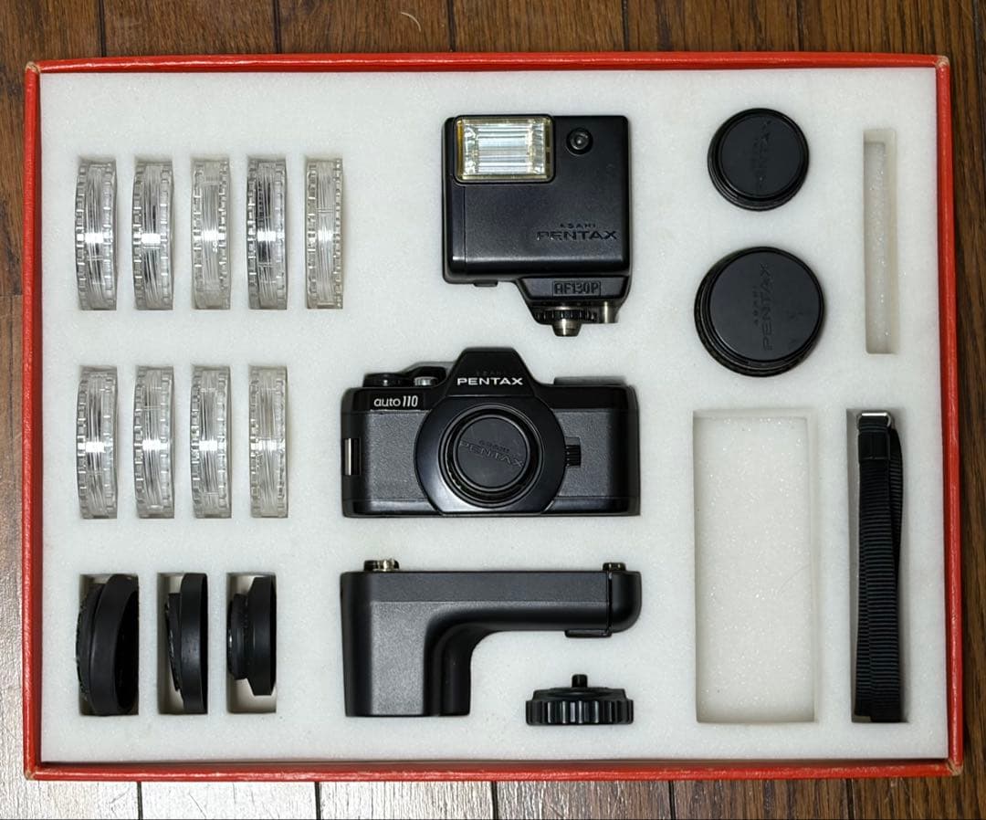 デジタルカメラ PENTAX AUTO 110 Pentax Auto 110｜世界最小の一眼レフと110フィルムの歴史 | 岡崎光学