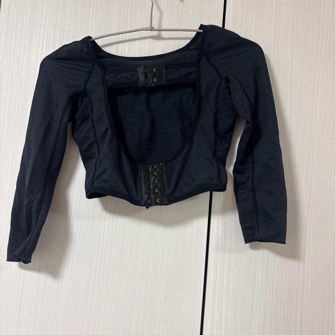 アミュレット 湘南美容外科 二の腕脂肪吸引 S - メルカリ