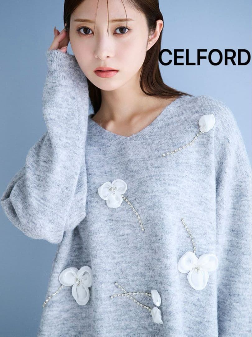 CELFORD セルフォード フラワーモチーフビジューニットプルオーバー