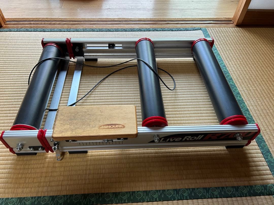 ミノウラ LIVEroll R700 3本ローラー - アクセサリー卸売 通販