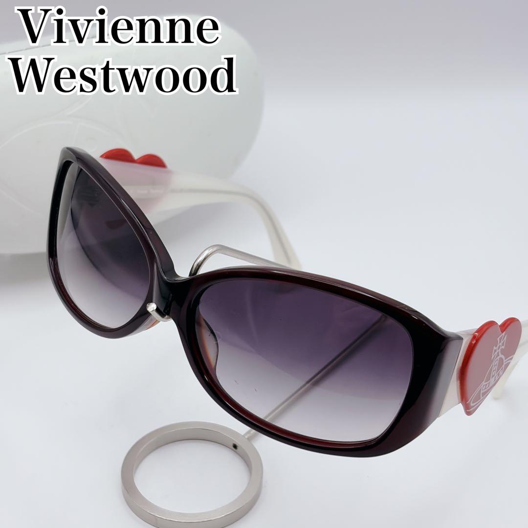 【ピンクの猫】Vivienne Westwood サングラス ハート オー Vivienne Westwood オーバルフレーム サングラス | ピンク | FARFETCH JP