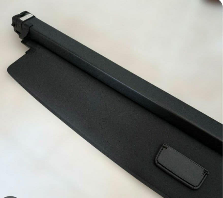 ボルボXC90 トノカバー 純正 ラゲッジカバー VOLVO - メルカリ