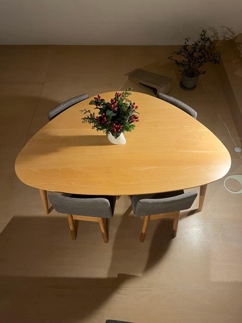 木製三角形ダイニングテーブル 4人用 楽天市場】三角 三角形 ダイニングテーブルセット 120cm 4人 4人用 4人