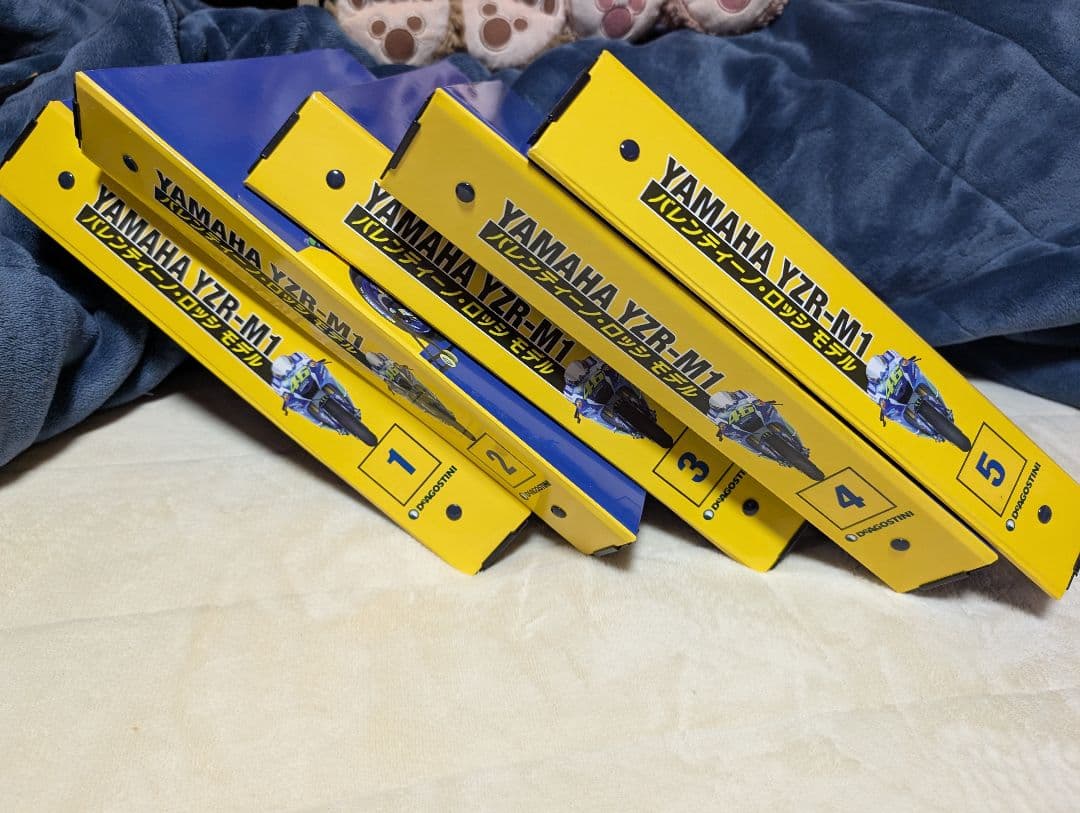 M*i様 Yamaha YZR-M1 1/4スケールモデル