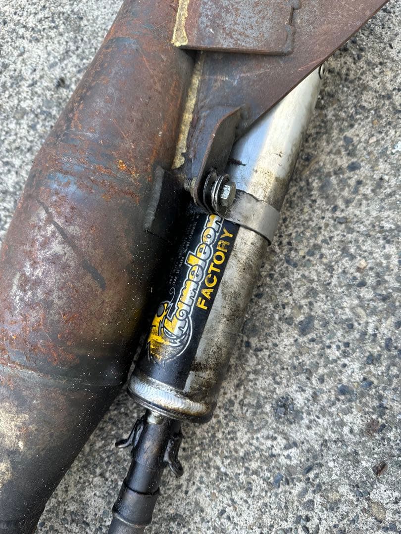 カメレオンファクトリー　原付　ツースト　チャンバー