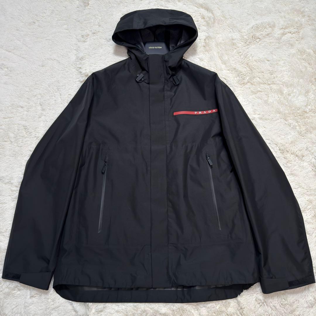 現行⭐️ストア完売品⭐️プラダ ウインドブレーカー 防水 防風 黒