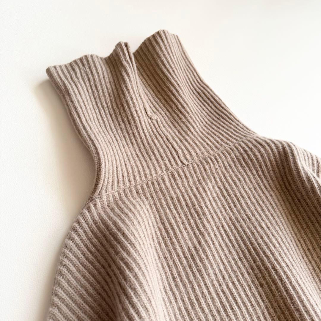 ノーブル】エクストラファインメリノビッグタートル ベージュ リブ編み