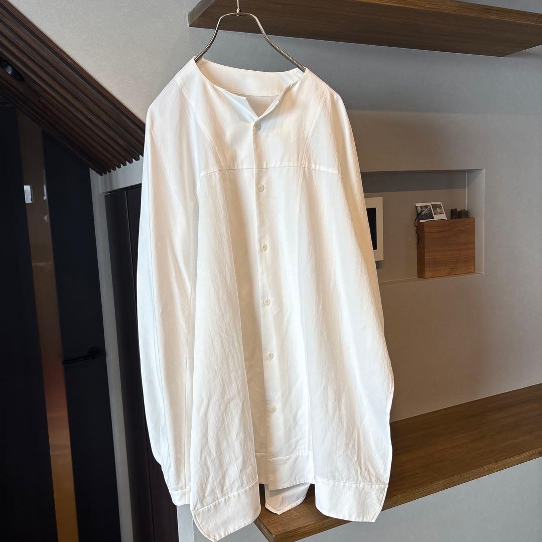 Ka na ta かなた　slit shirt