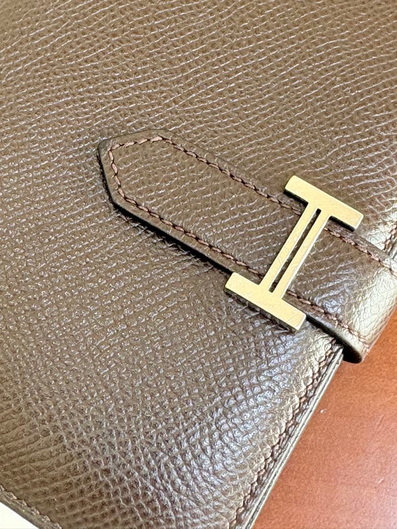 2026新品仕上げ】エルメスベアンコンパクトヴォーエプソン刻印Z (2021