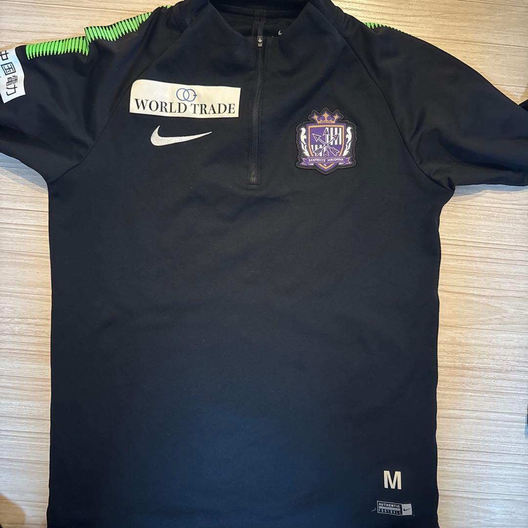 サンフレッチェ広島支給品赤L緑M - メルカリ