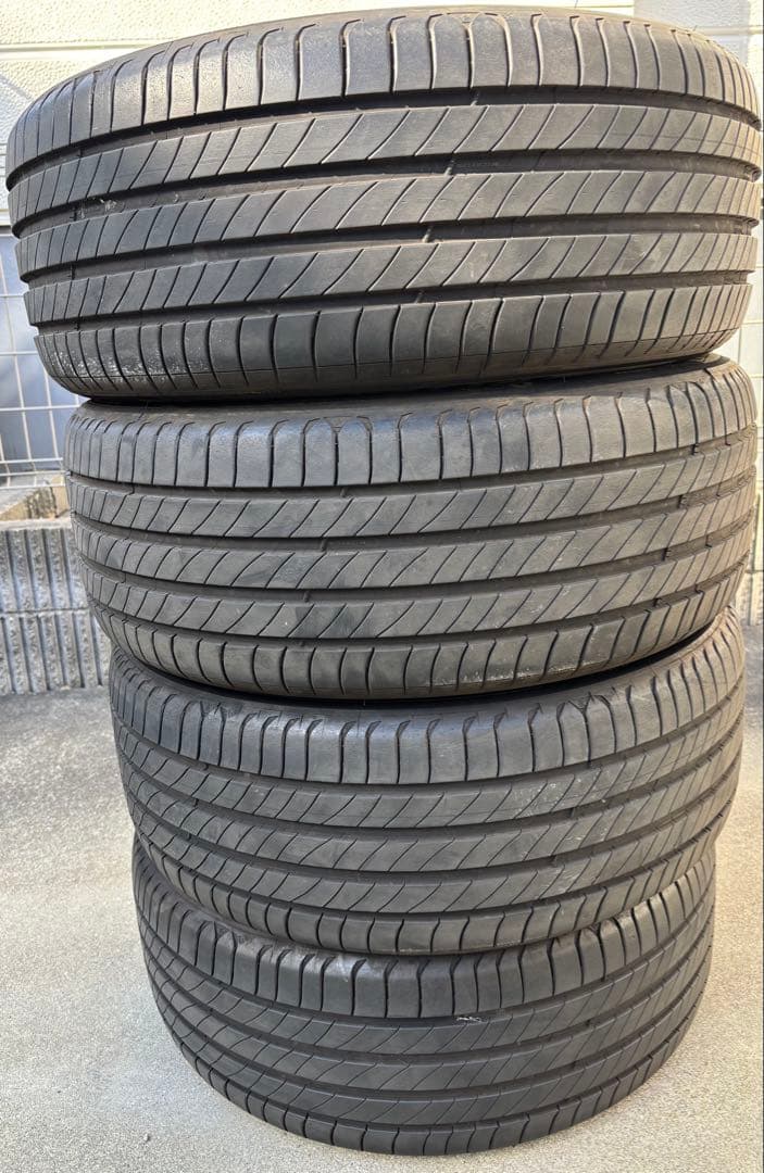 ①225/50R18 ミシュラン　プライマシー4 4本のうち２本 PRIMACY 2025年製 ミシュラン PRIMACY4 プライマシー4 225/50R18 95V