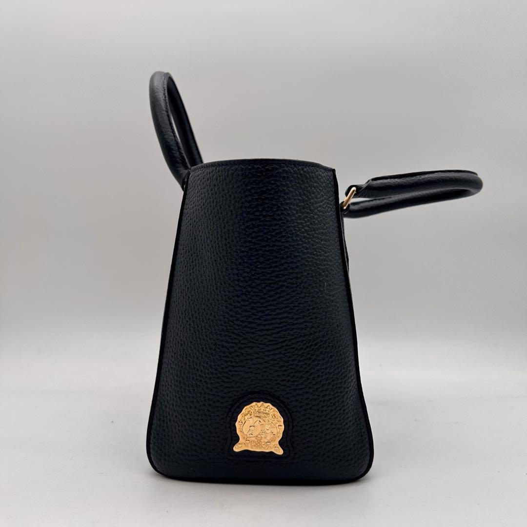 未使用 A.D.M.J ショルダーバッグ レザー 濃紺色 ロゴ 自立 斜め掛け