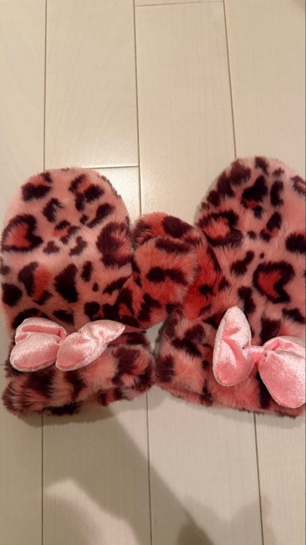 Disney 手袋 ミトン ヒョウ柄 レオパード ピンク - メルカリ