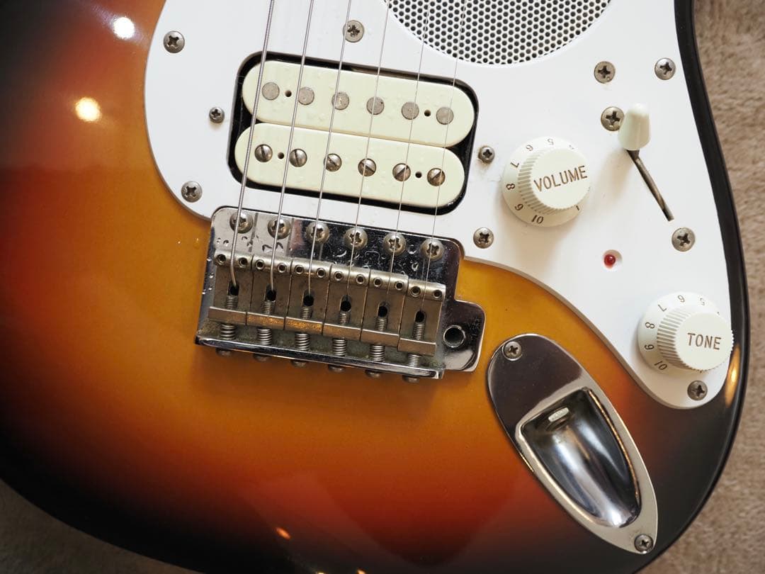 Fender Japan ST-CHAMP 前期型サンバーストアンプ内蔵ギター - メルカリ