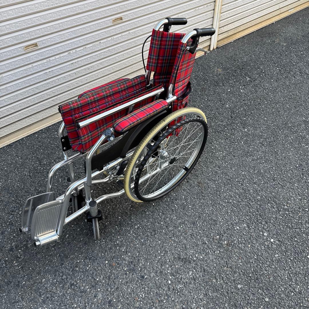 美品 軽量自走用車椅子 チェック柄　引取限定【A-193】