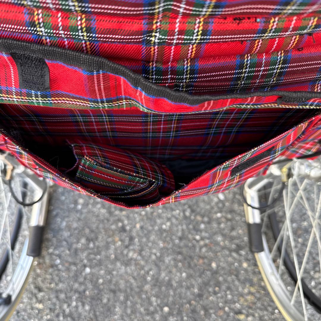 美品 軽量自走用車椅子 チェック柄　引取限定【A-193】