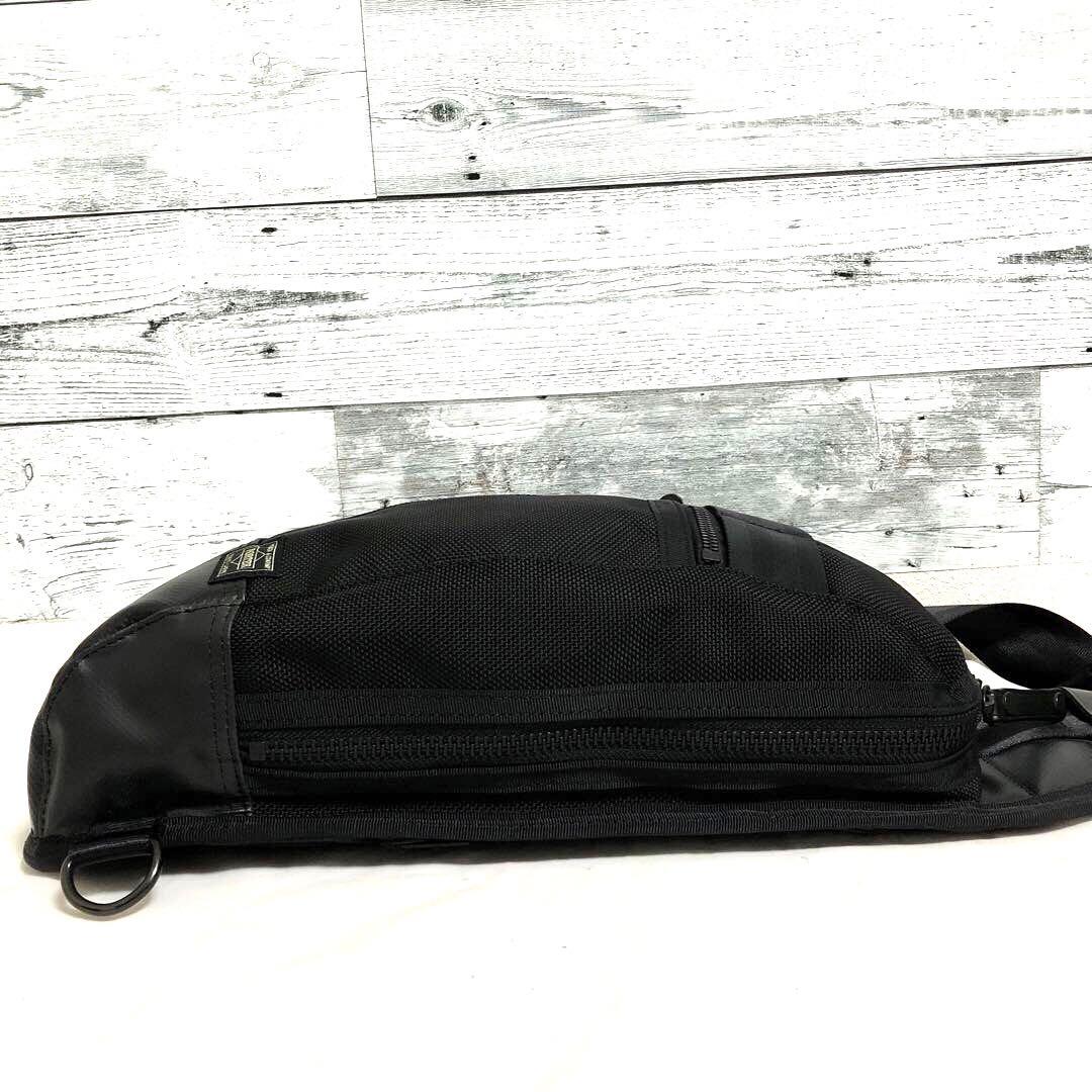 未使用級✨ポーターヒート スリングショルダー ボディバッグ マグライト ブラック