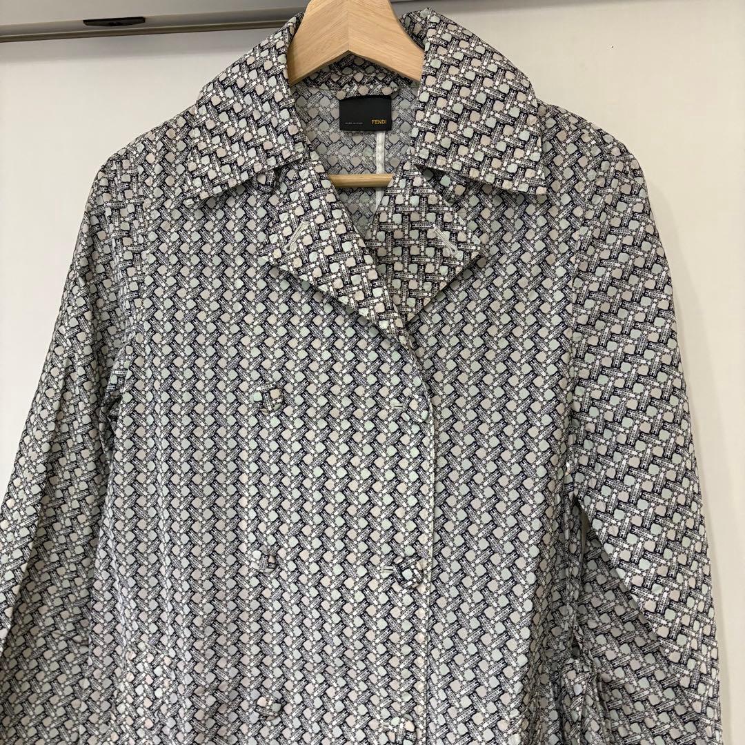 FENDI フェンディ トレンチコート ロゴ Mサイズ相当 38 - メルカリ